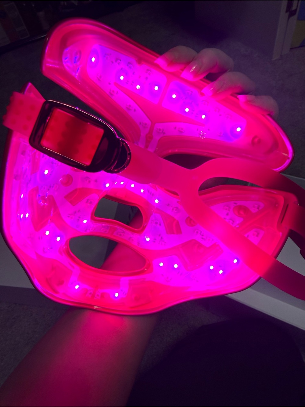 Dr. Dennis Gross Skincare
DRx SpectraLite™ FaceWare Pro 3-Minute LED Device - Picture 3 of 4